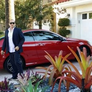 Meet your Posher, Mauricio